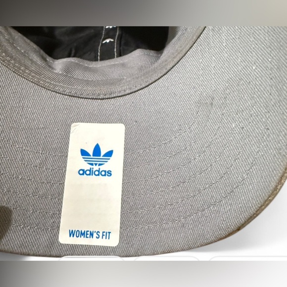 Adidas Originals Women's Gray Relaxed Plus Strapback Size OS - Picture 3 of 4